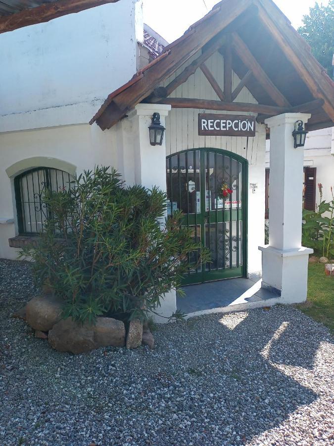 Sauce Viejo Hotel Мина Клаверо Екстериор снимка